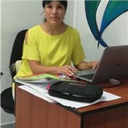 Profesora de inglés dicta clases particulares online